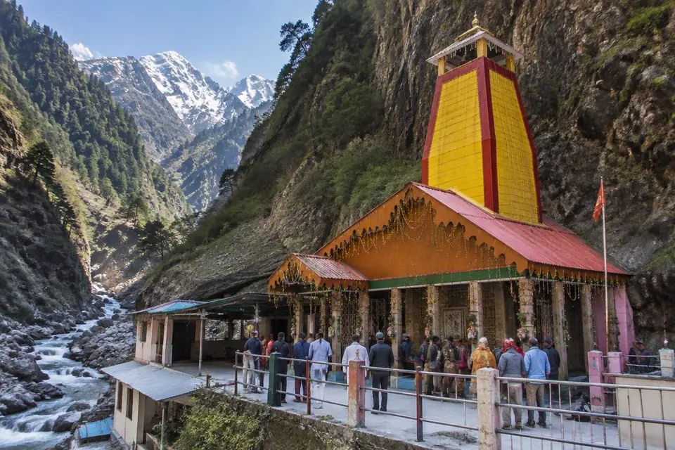 Yamunotri Temple beside a Himalayan river valley in Uttarakhand
